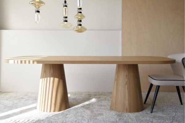mESA oak two feet