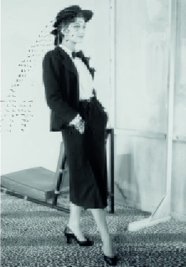 Livro Little Book of Chanel - Image 2