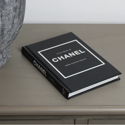 Livro Little Book of Chanel