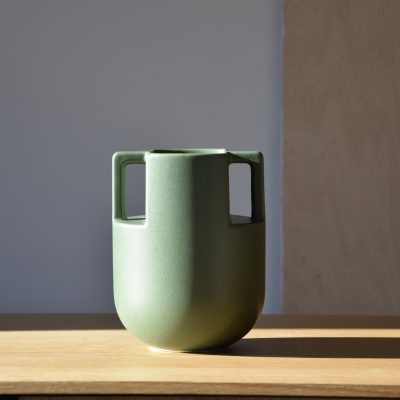 Jarra verde musgo