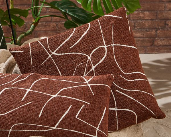 Almofada castanha lineas 50