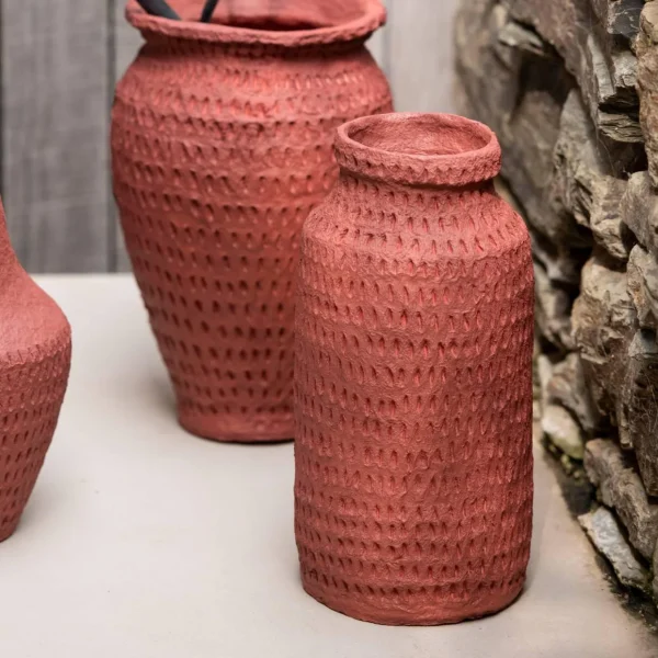 Vaso de garrafa de algodão machê vermelha